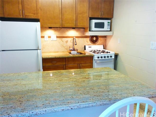 1643 Clark St in Honolulu, HI - Building Photo - Building Photo