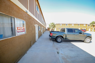 1800 S Kofa Ave in Parker, AZ - Building Photo - Building Photo