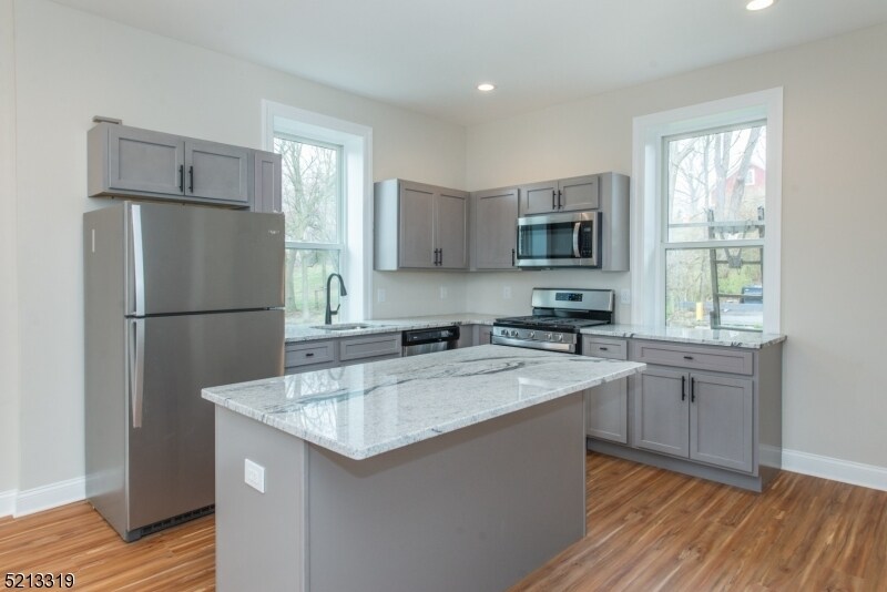 124 Main St-Unit -3 in Newton, NJ - Building Photo