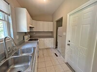 836 Holiday Ave photo'