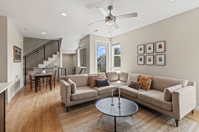 property at 3553 S Emerson St