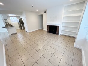 139 Avenida Miramar in San Clemente, CA - Building Photo - Building Photo