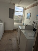 2900 NW 48th Terrace in Lauderdale Lakes, FL - Building Photo