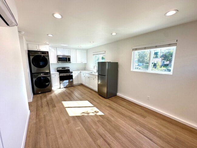 22851 Valerio St, Unit ADU Apartment