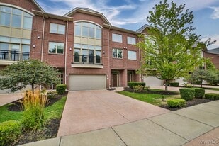 41 Ojibwa Cir in Buffalo, NY - Building Photo