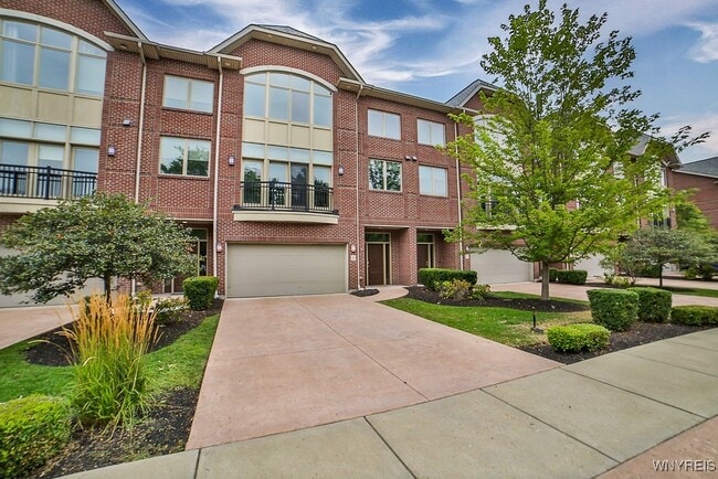property at 41 Ojibwa Cir