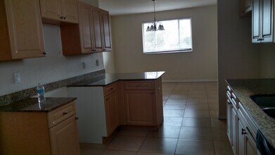 1712 NE 9th Dr in Homestead, FL - Building Photo - Building Photo