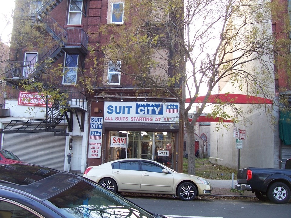 147 N Broad St in Trenton, NJ - Building Photo