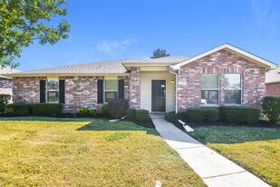 1625 Creekridge Ct in Rockwall, TX - Building Photo