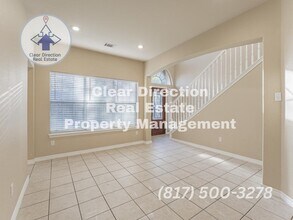 210 Sendero Dr in Waxahachie, TX - Building Photo - Building Photo