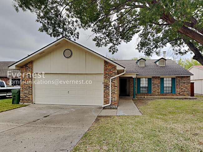 property at 2117 Newbury Dr