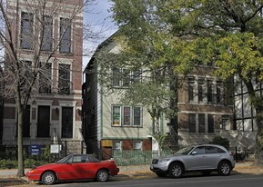 2538 N Southport Ave in Chicago, IL - Building Photo