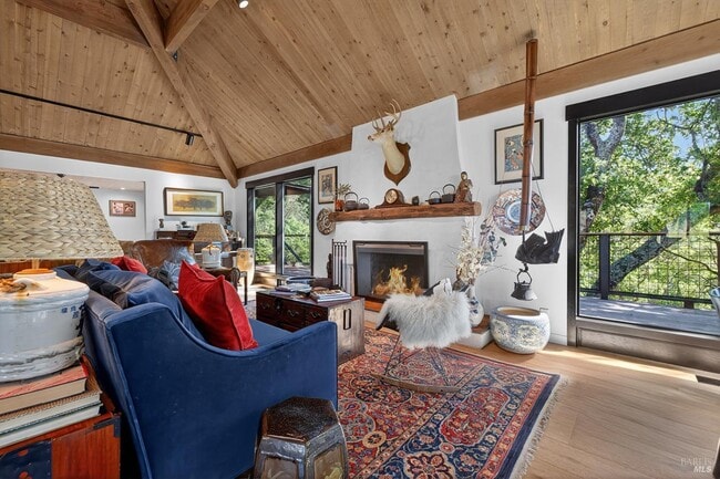 3662 Lovall Valley Rd in Sonoma, CA - Building Photo - Building Photo