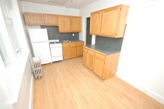 1754 Commonwealth Ave, Unit 30 in Boston, MA - Building Photo - Building Photo