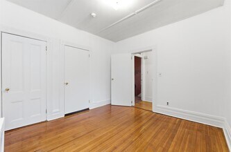 44 Booraem Ave in Jersey City, NJ - Building Photo - Building Photo