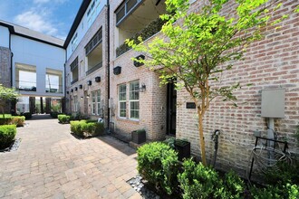 6072 Kansas St in Houston, TX - Building Photo - Building Photo