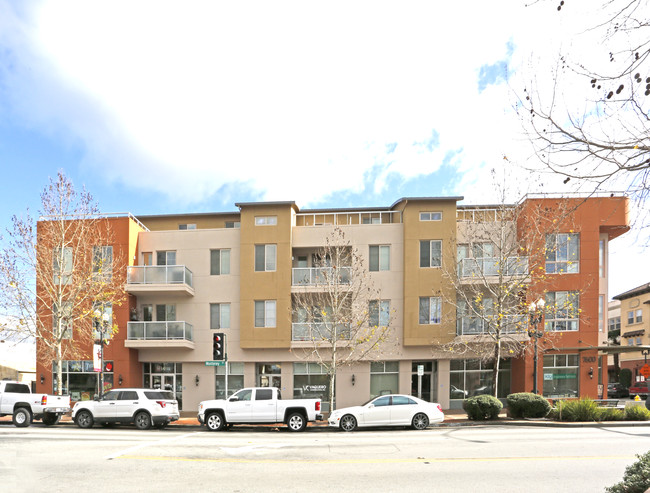 Allium in Gilroy, CA - Foto de edificio - Building Photo