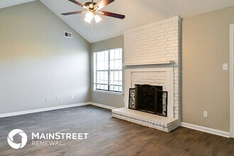 10127 Stephenson Ln in Olive Branch, MS - Foto de edificio - Building Photo