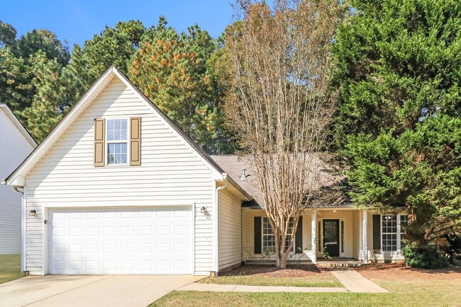 property at 2611 Fort Apachee Ct