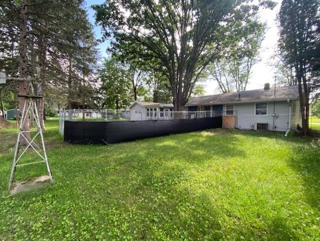 2330 Wisconsin Ave in Plover, WI - Building Photo - Building Photo