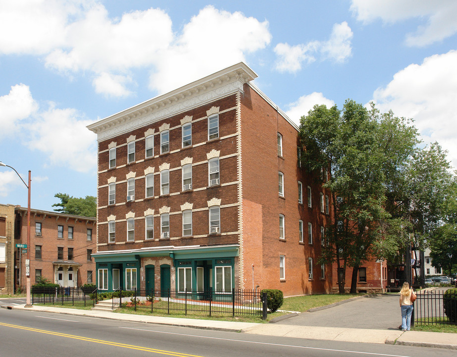 Cityscape Apartments in Hartford, CT - Foto de edificio