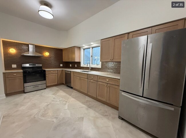 3706 N Wilton Ave, Unit SFH in Chicago, IL - Foto de edificio - Building Photo