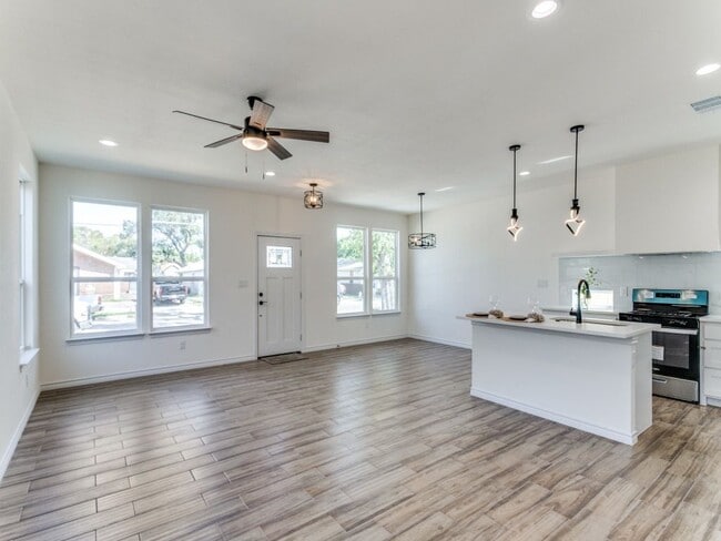 property at 1610 Life Ave