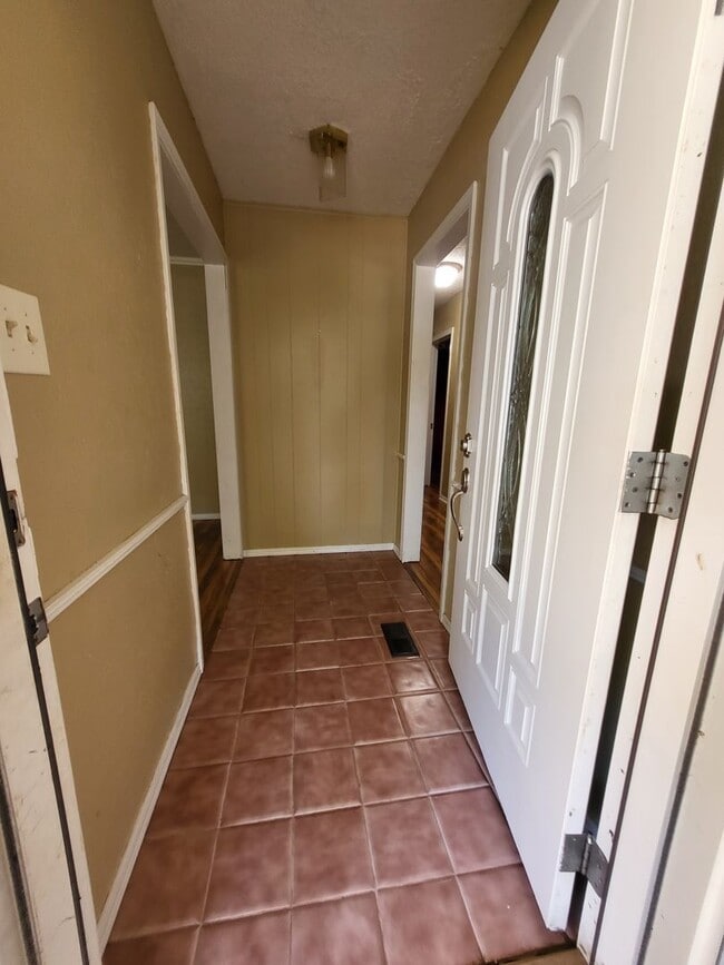 1303 Beverly Hills St in Norman, OK - Building Photo - Building Photo