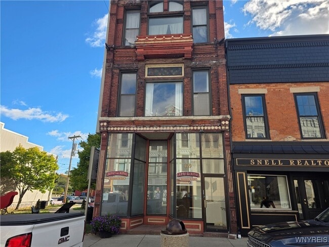 property at 109 N Main St