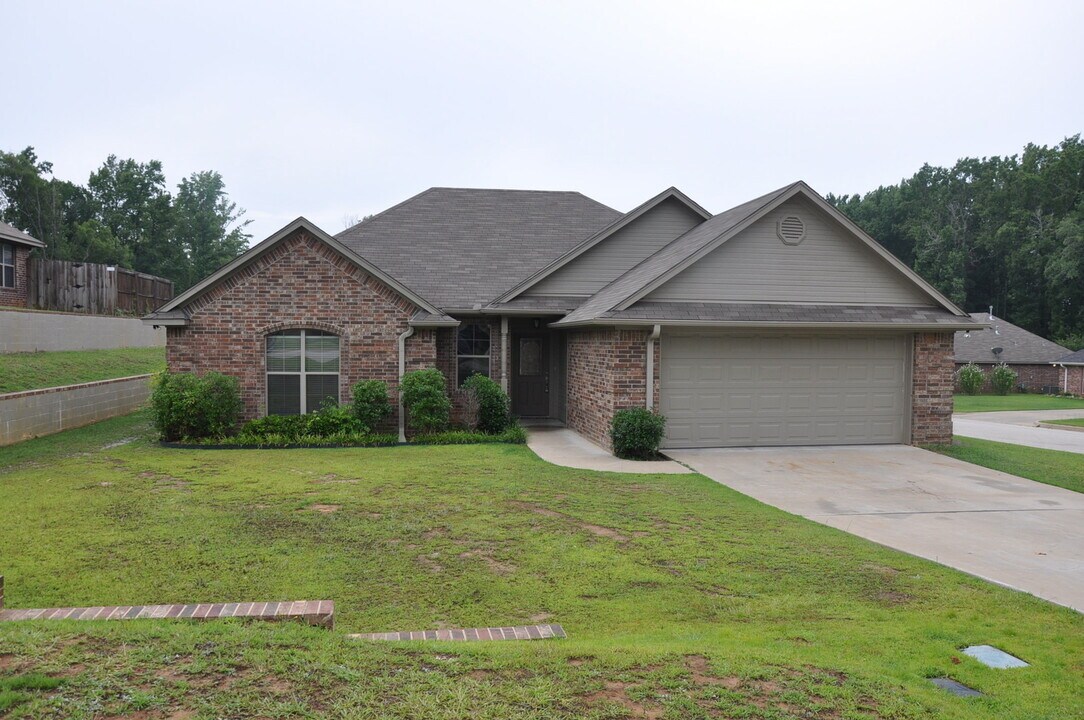 3122 Vineyard Ave in Tyler, TX - Building Photo