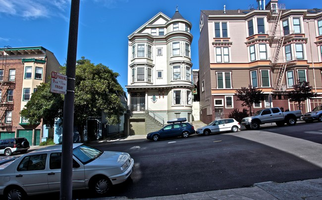 926 Pierce St in San Francisco, CA - Foto de edificio - Building Photo