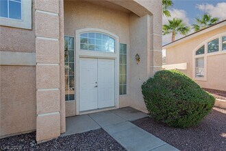 256 Horizon Pointe Cir in Henderson, NV - Building Photo - Building Photo