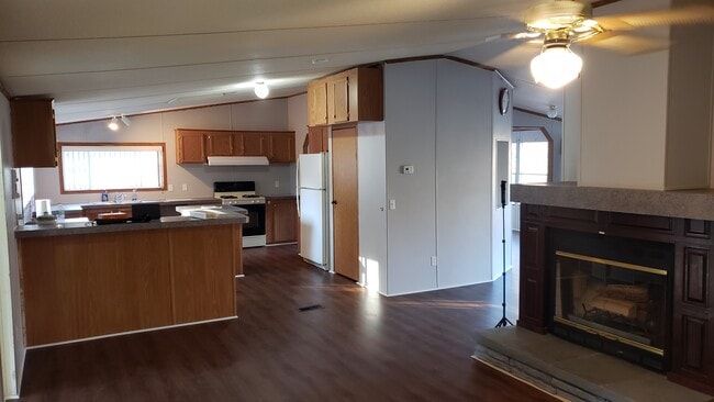 18 Valley Trail SE in Acworth, GA - Building Photo - Building Photo