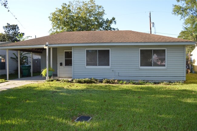 property at 2605 Lancaster Ln