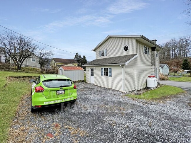 220 Irwin St in Lock Haven, PA - Building Photo - Building Photo