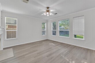 5523 Santa Chase Ln in Sugar Land, TX - Building Photo - Building Photo