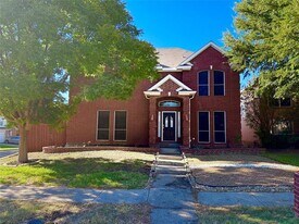 2301 Mapleleaf Ln in Flower Mound, TX - Building Photo