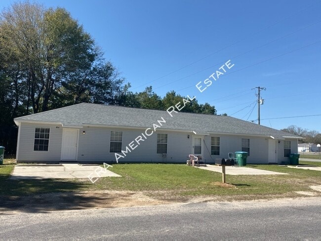 806 Brett St S in Crestview, FL - Building Photo - Building Photo