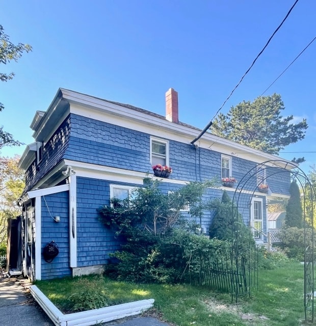 property at 11 Gomez Rd