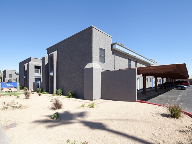 Indigo Lofts in Mesa, AZ - Foto de edificio - Building Photo