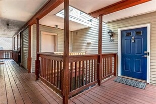 1301 Hampton Blvd in Norfolk, VA - Building Photo