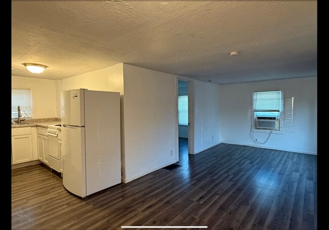 2861 S Roena St in Indianapolis, IN - Building Photo - Building Photo