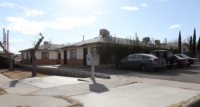 4018 Idalia Ave in El Paso, TX - Building Photo - Building Photo