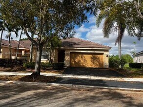 1852 Andromeda Ln in Weston, FL - Building Photo - Building Photo