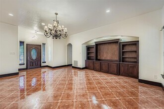 10901 Parkfield Dr in Austin, TX - Building Photo - Building Photo