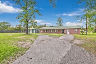 27311 Kingport Dr in Splendora, TX - Building Photo