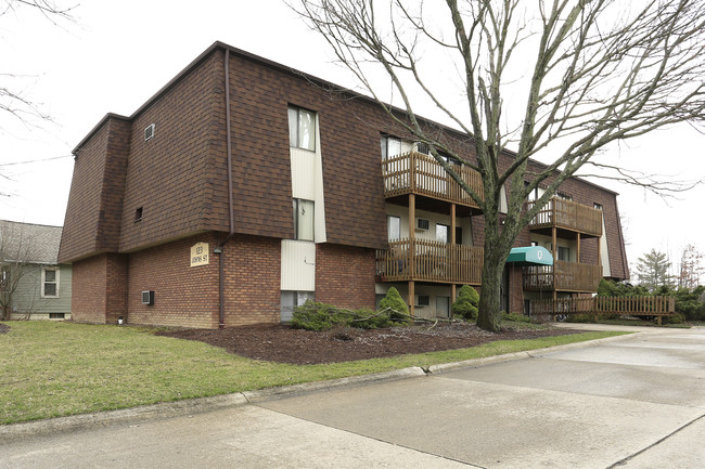 Johns Street Apartments in Wellington, OH - Building Photo - Building Photo