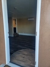 4216 W 104th St in Inglewood, CA - Building Photo - Building Photo