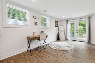 2432 Kelly Lake Dr in Decatur, GA - Building Photo - Building Photo