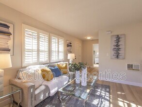 578 Vista Ave in Palo Alto, CA - Building Photo - Building Photo